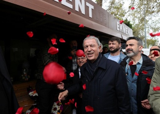 Milli Savunma Bakanı Hulusi Akar: Bugüne kadar problemleri çöze çöze geldik
